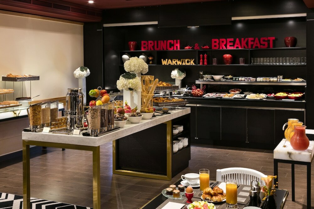 Фото Warwick Paris Champs-Elysees