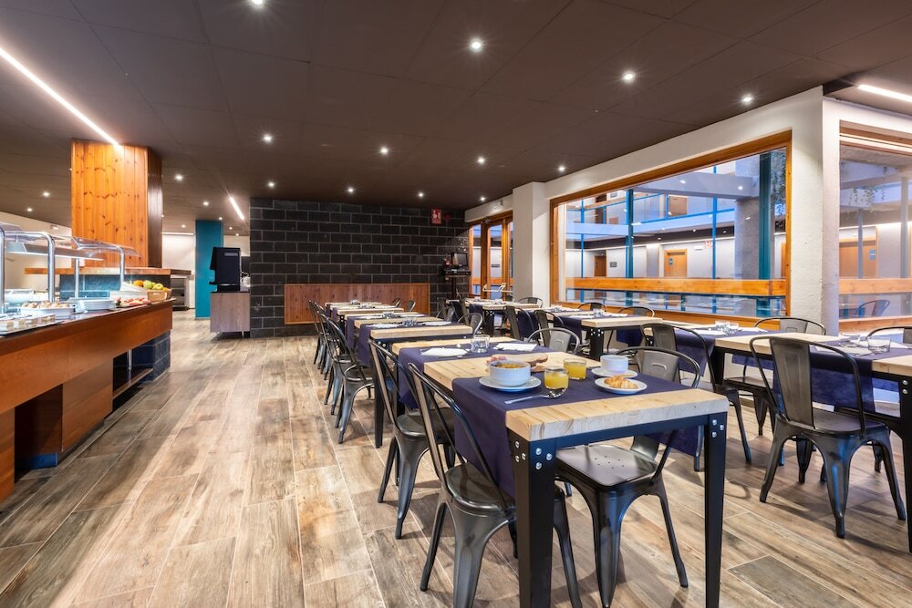 Фото Ushuaia Mountain Hotel