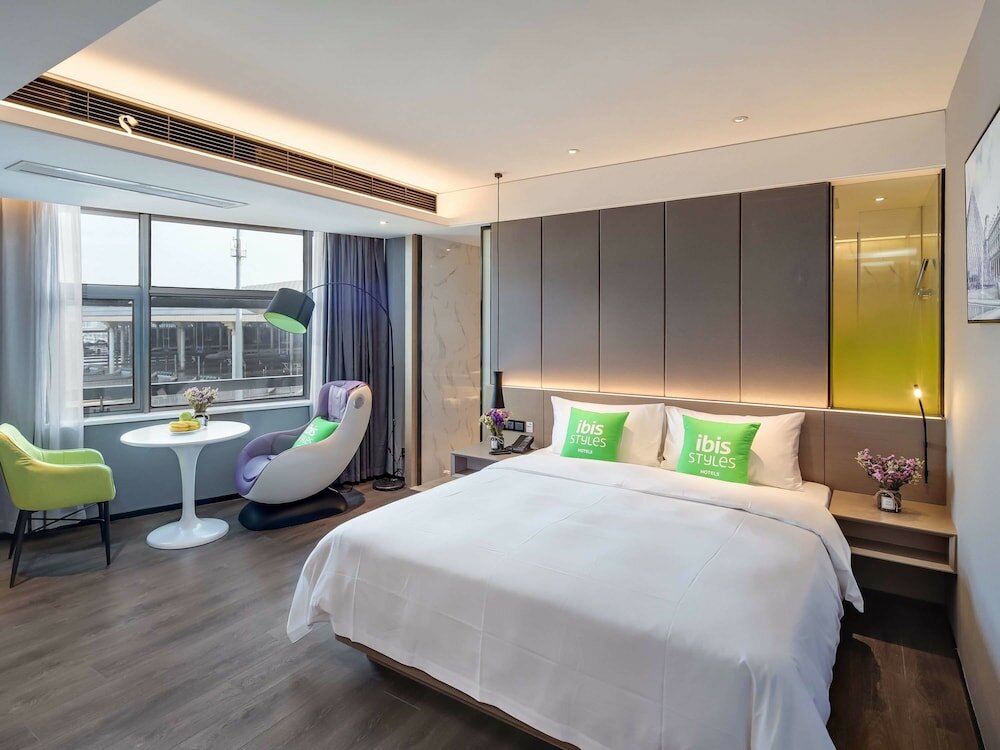 Фото Ibis styles Nanjing South Railway Station North Square Hotel