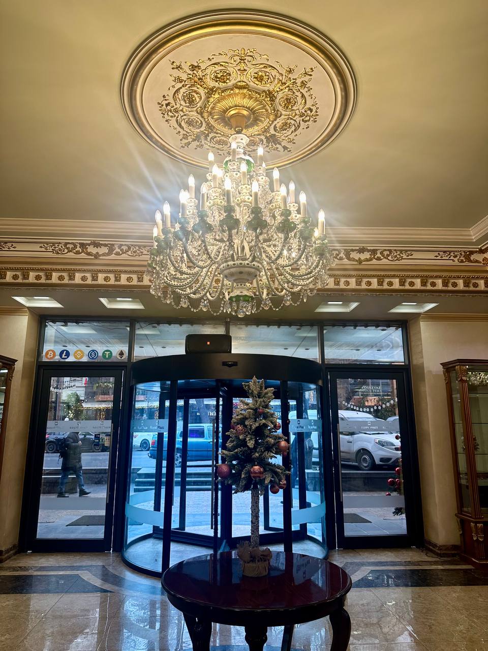 Фото Royal Plaza by Stellar Hotels