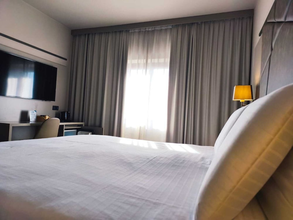 Фото Dc Hotel International