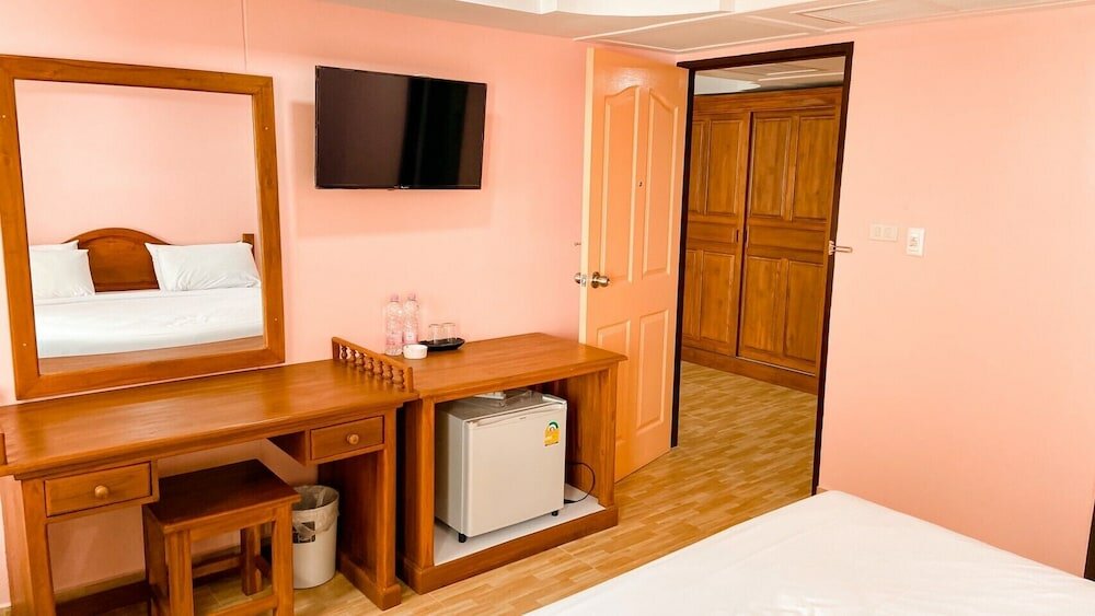 Фото A. A. Pattaya Golden Beach Hotel