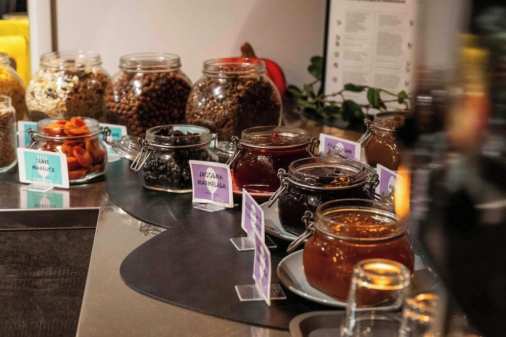 Фото Ibis Styles Ljubljana The Fuzzy Log