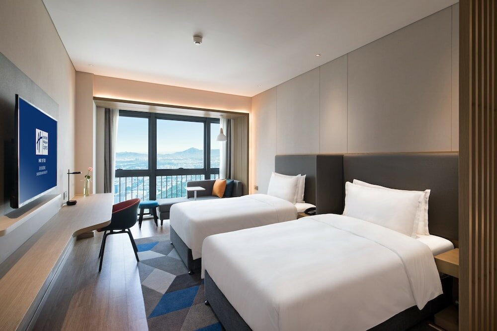 Фото Holiday Inn Express Shenzhen Haiyuan City