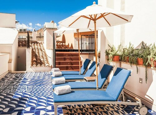 Внешний вид отеля Hotel Cort в Пальма-де-Мальорке, фото 3