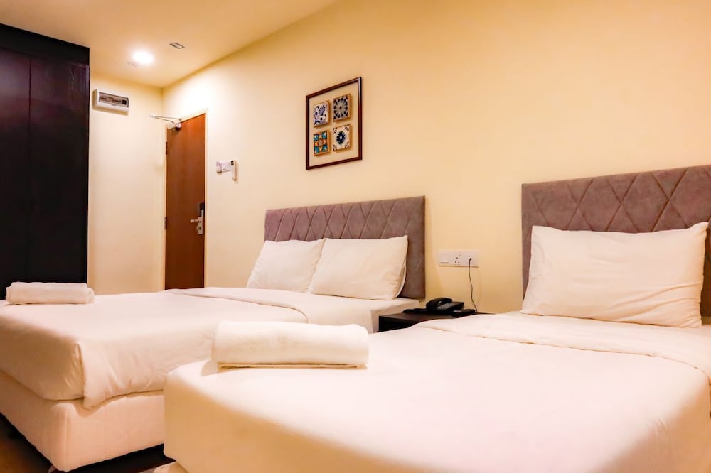 Фото Bishop Hotel