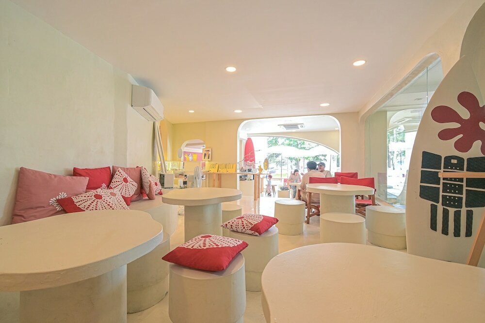 Фото Ramada by Wyndham Phuket Southsea