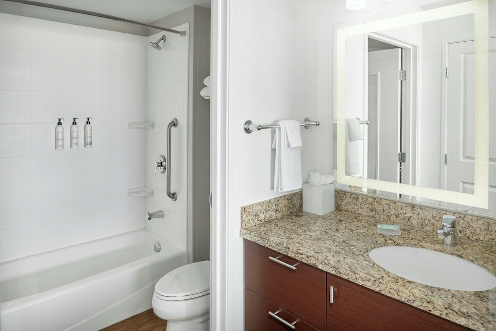 Фото TownePlace Suites by Marriott Detroit Troy