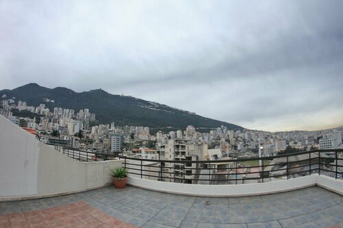 Гостиница Madisson Hotel в Джунии