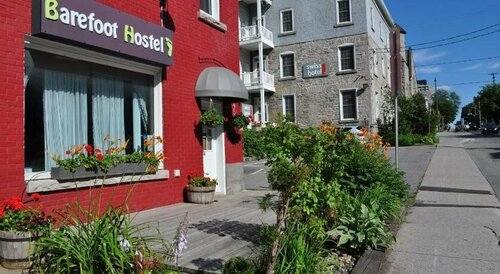 Хостел Barefoot Hostel в Гатино