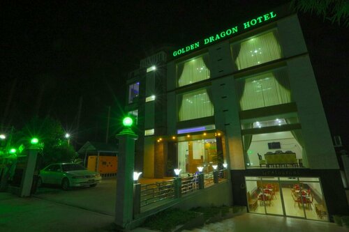 Гостиница Golden Dragon Hotel в Пьи
