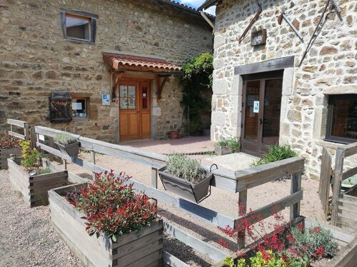 Гостиница Le Moulin de la Fortie в Тйе