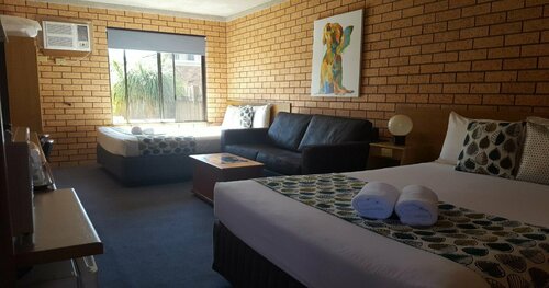 Гостиница Royal Palms Motor Inn в Кофс-Харборе