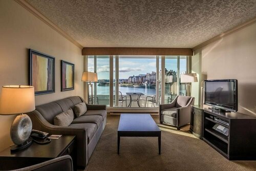 Гостиница Victoria Regent Waterfront Hotel & Suites в Виктории