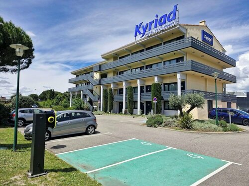 Гостиница Kyriad Carcassonne Ouest La Cité в Каркассоне