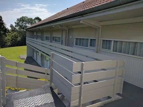 Гостиница Campanile Hôtel Auch в Оше