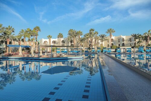 Гостиница Arabia Azur Resort в Хургаде