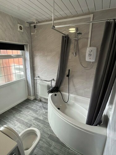 Гостиница Barons Court Hotel в Вулвергемптоне