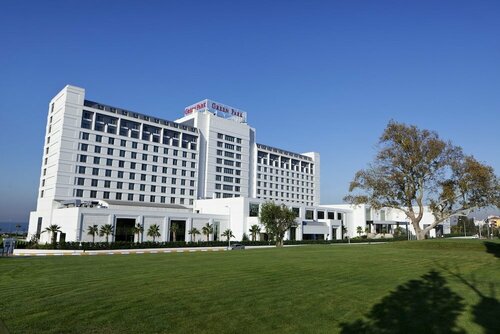 Гостиница The Green Park Pendik Hotel and Convention Center в Карамюрселе