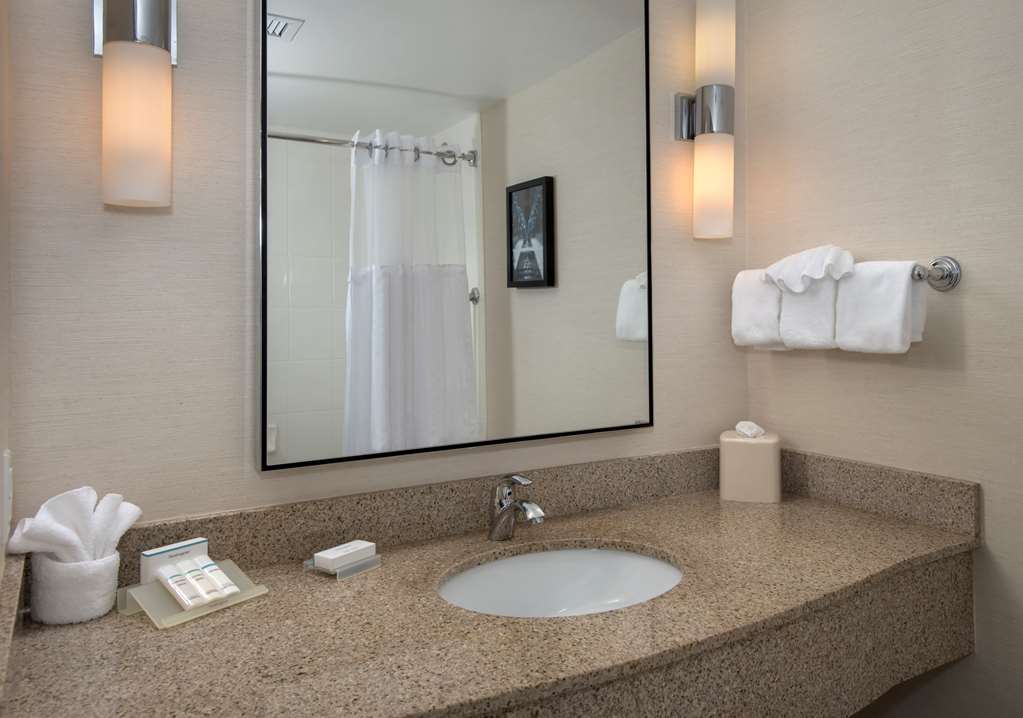Фото Hilton Garden Inn Albany Medical Center