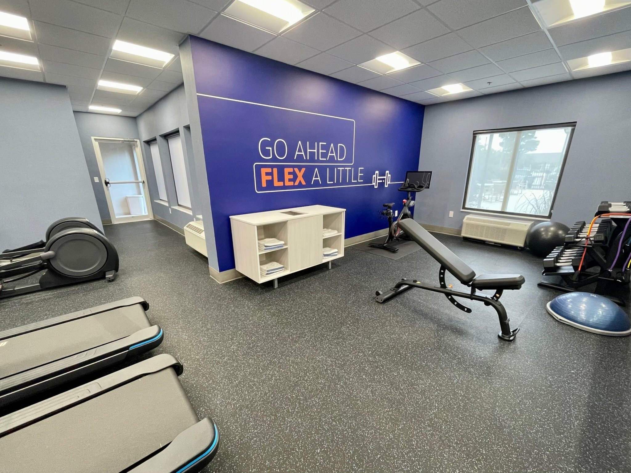 Фото Holiday Inn Express & Suites Tuscaloosa-University, an Ihg Hotel