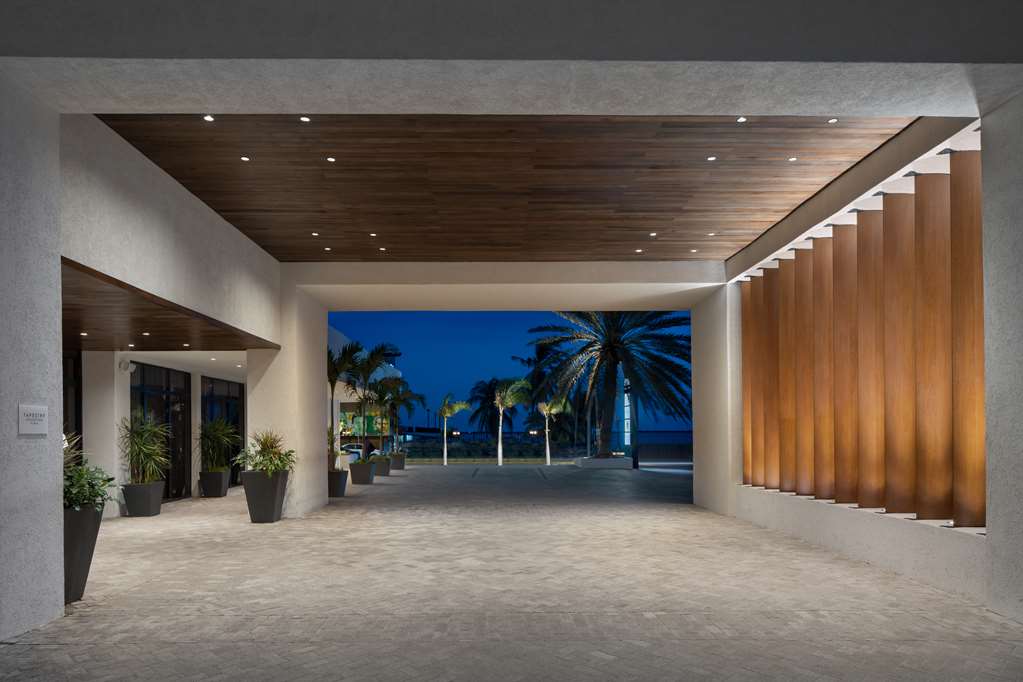 Фото Rok Hotel Kingston Tapestry Collection by Hilton