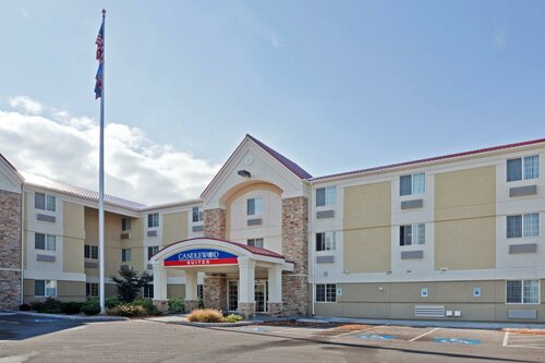Гостиница Candlewood Suites Boise-Meridian, an Ihg Hotel в Меридиане