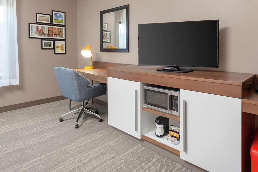 Фото Hampton Inn & Suites Overland Park South