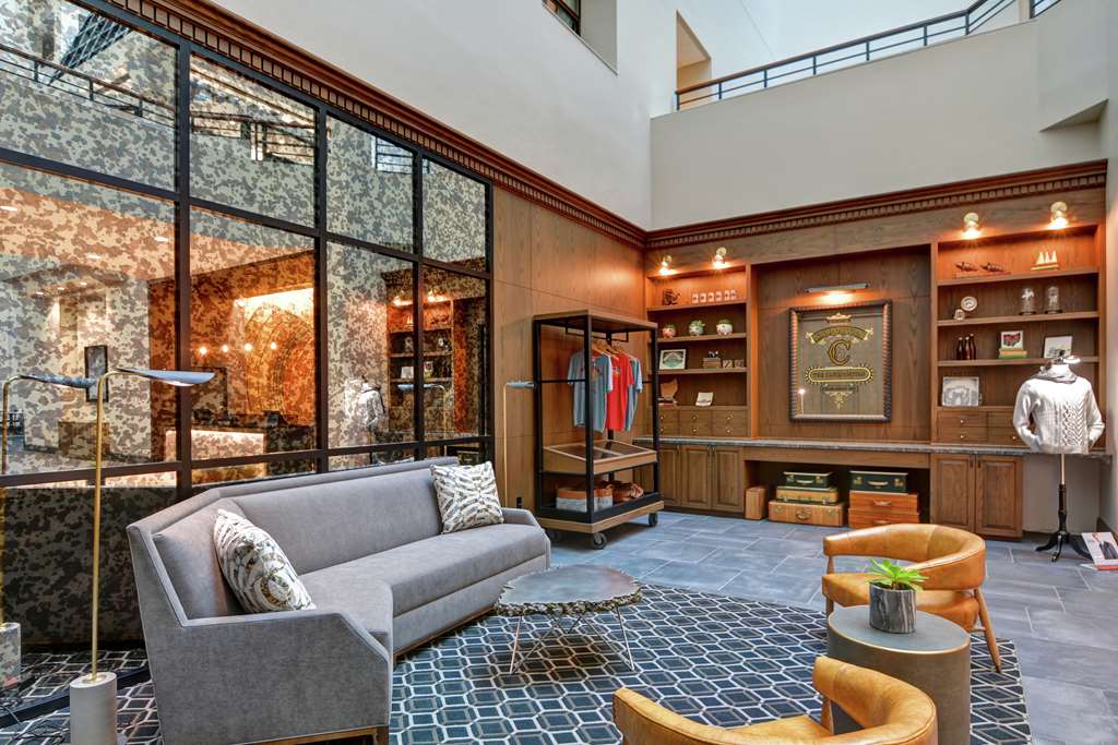 Фото The Cincinnatian Hotel Curio Collection by Hilton