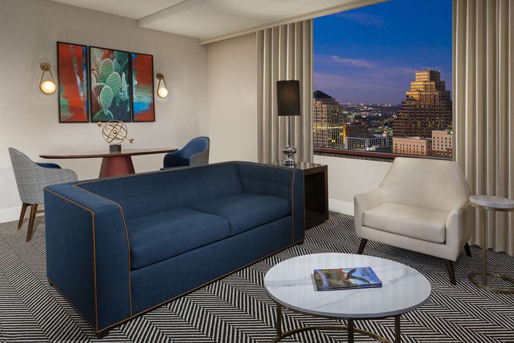 Фото Hilton Austin