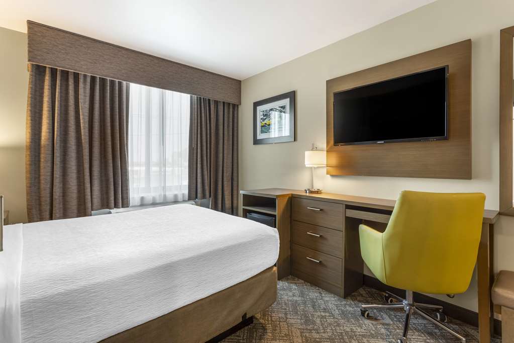 Фото Best Western Brooklyn-Coney Island Inn