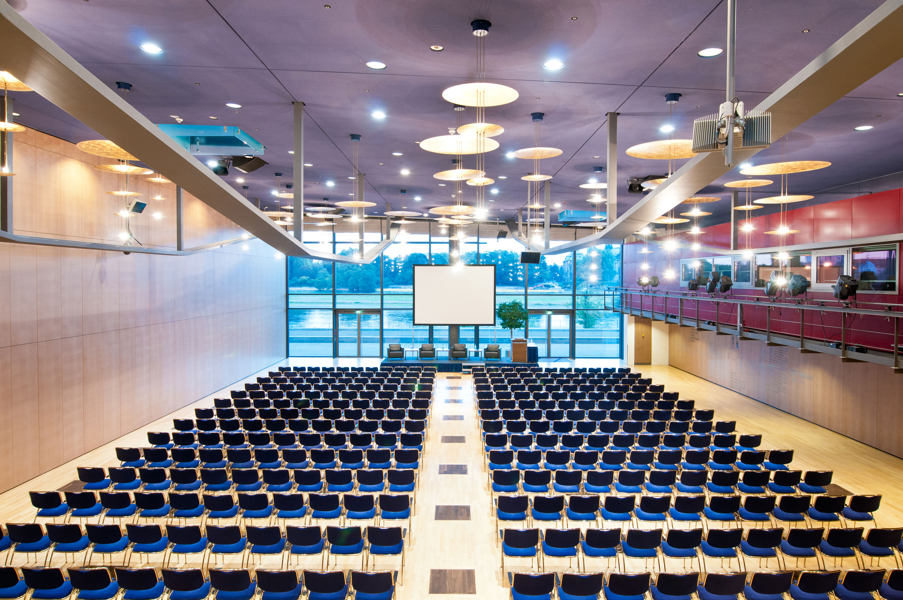 Фото Maritim Hotel & Internationales Congress Center Dresden