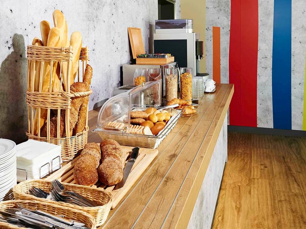 Фото Ibis budget Zurich City West