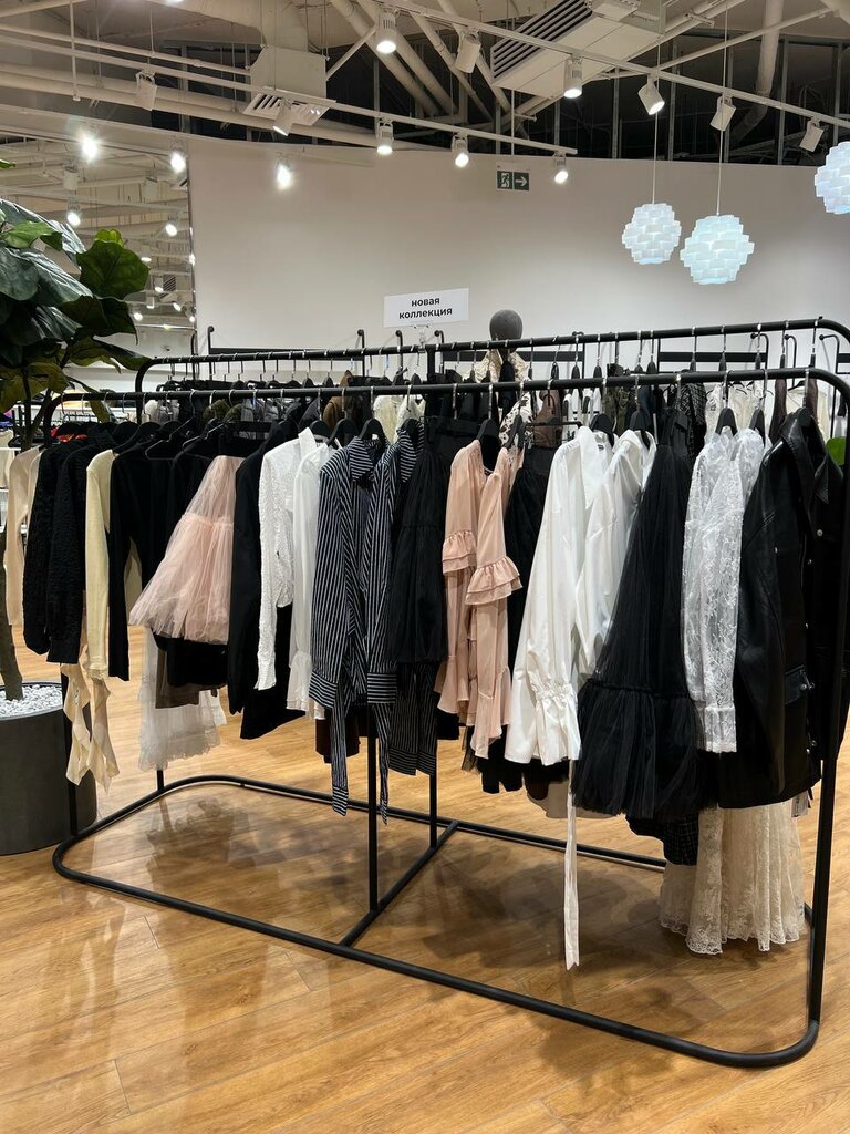 Clothing store Enevoo, Perm, photo