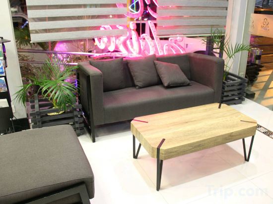 Фото Eloisa Royal Suites