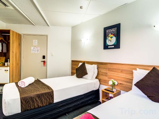 Фото Ascotia off Queen