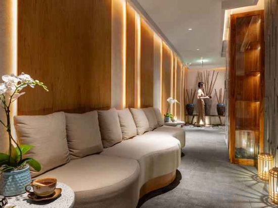 Фото Grand Hotel Du Lac Hanoi