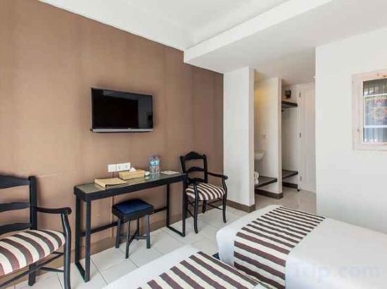 Фото 7 Bidadari Boutique Hotel