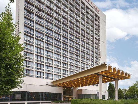 Фото Crowne Plaza Antwerpen by IHG