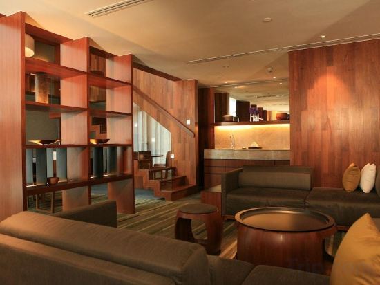 Фото Hansar Bangkok Hotel