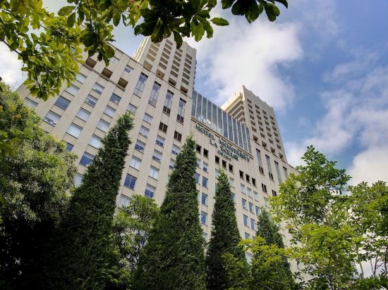 Фото Hotel Monterey La Soeur Osaka