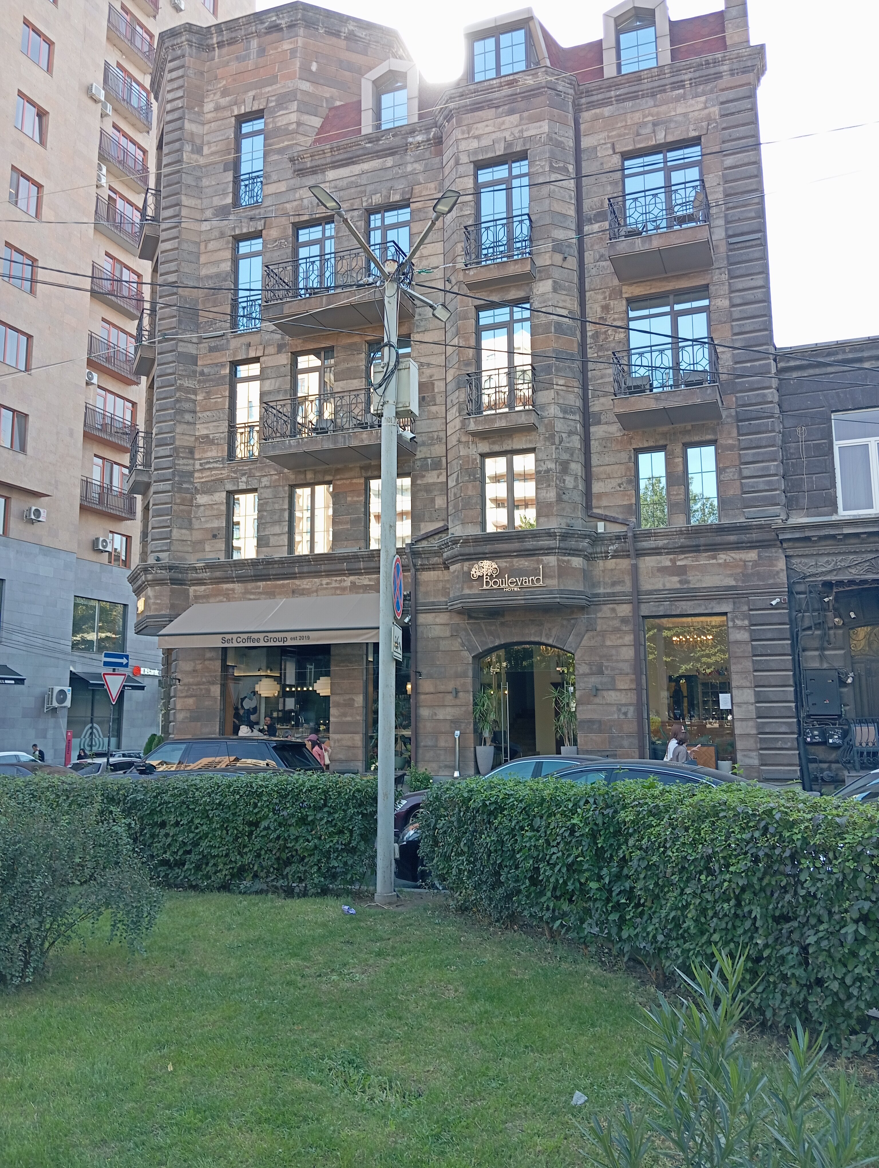 Фото Бульвар