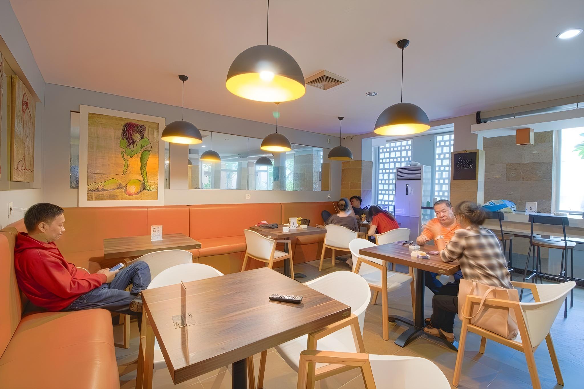 Фото De 80's Genteng Ijo