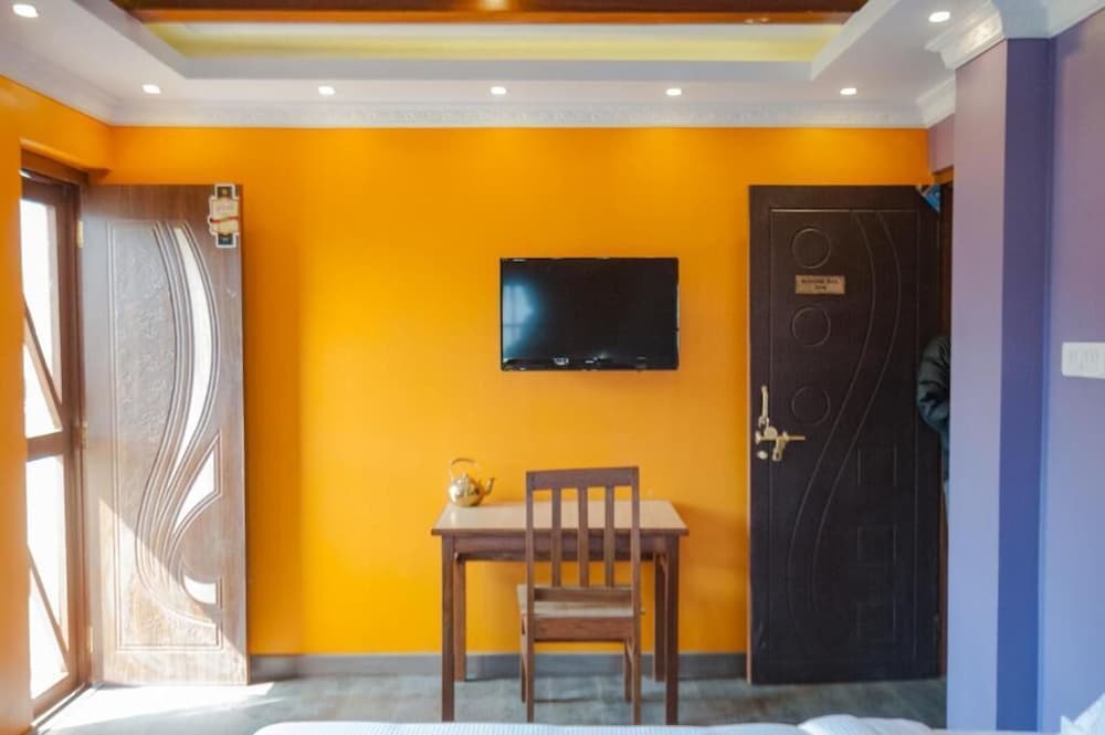 Фото Be Here Now Guest House