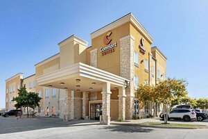 Гостиница Comfort Suites West Dallas - Cockrell Hill