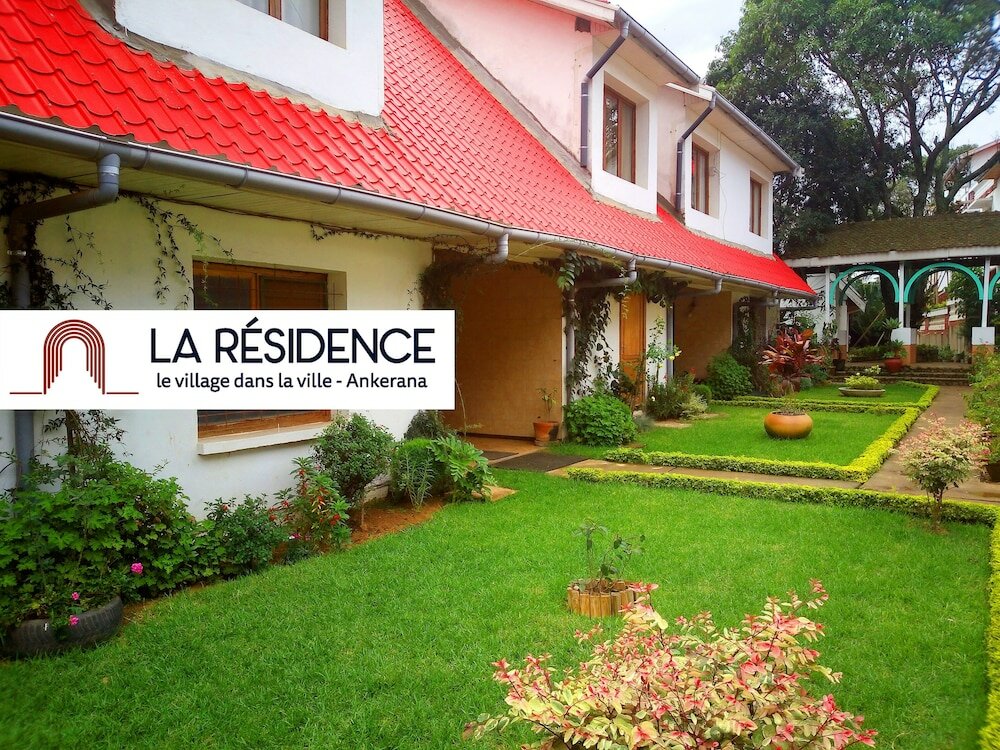 Фото отеля 1