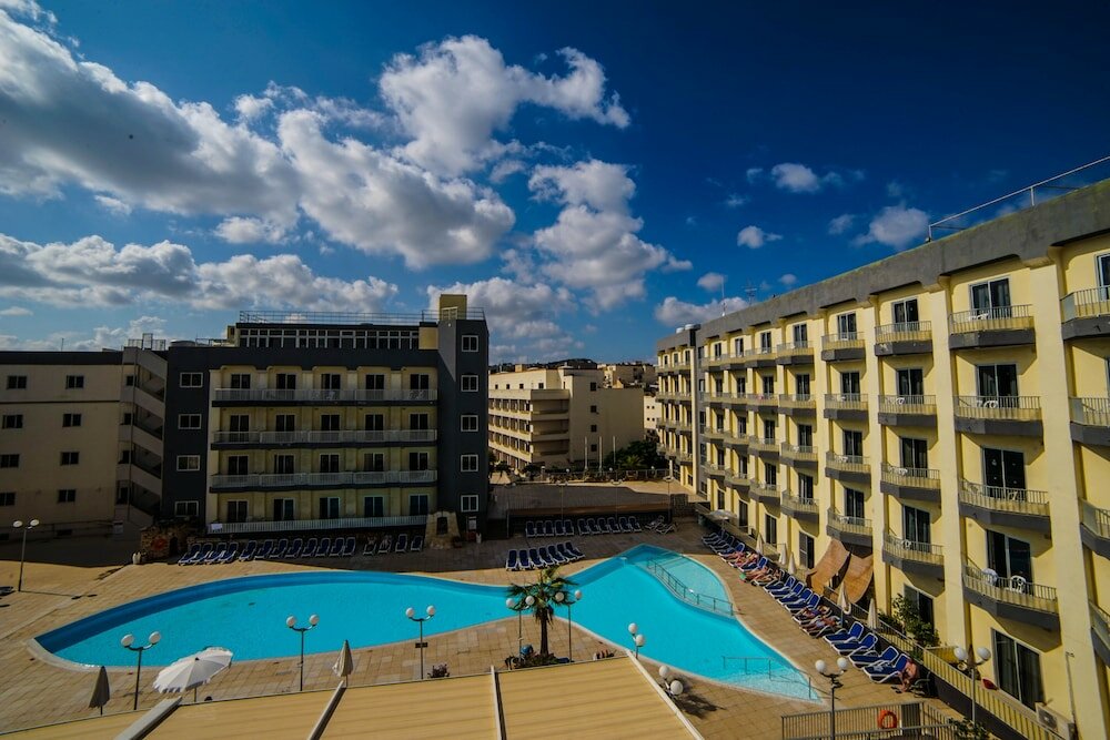 Фото Topaz Hotel