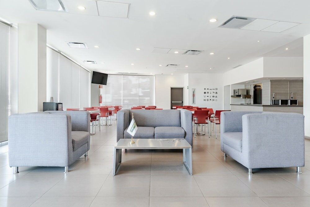 Фото City Express Junior Aguascalientes Centro