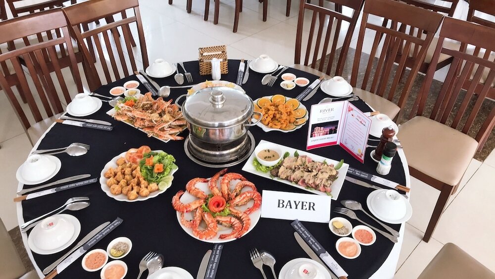 Фото River Hotel