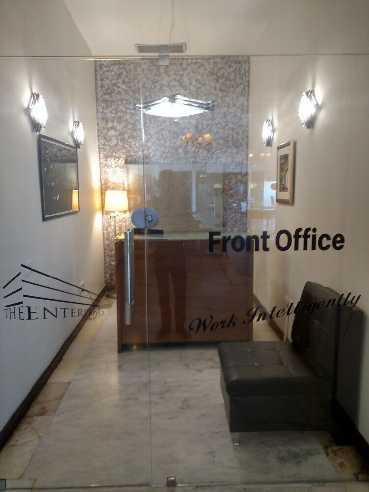 Фото The Enterprise